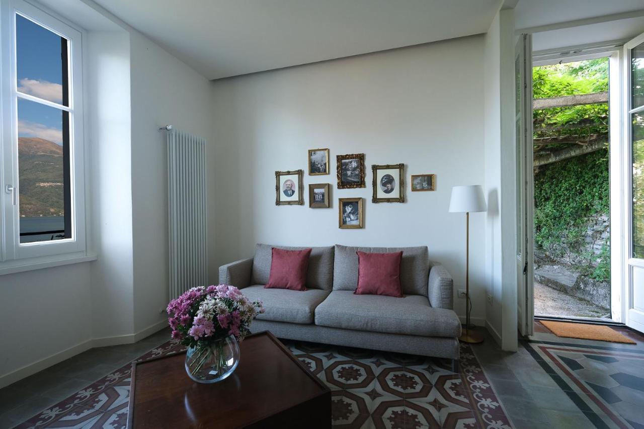 Villa Gina 瓦伦纳 外观 照片