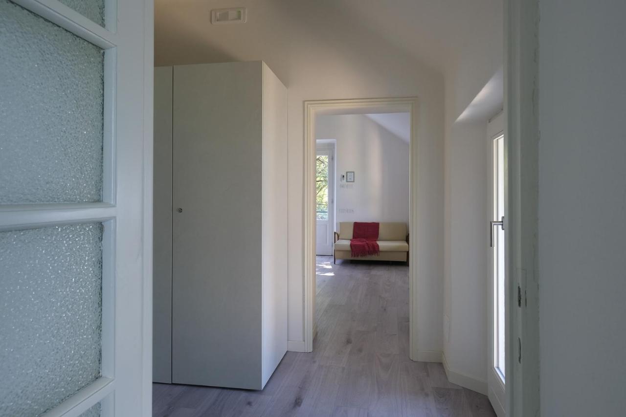 Villa Gina 瓦伦纳 外观 照片