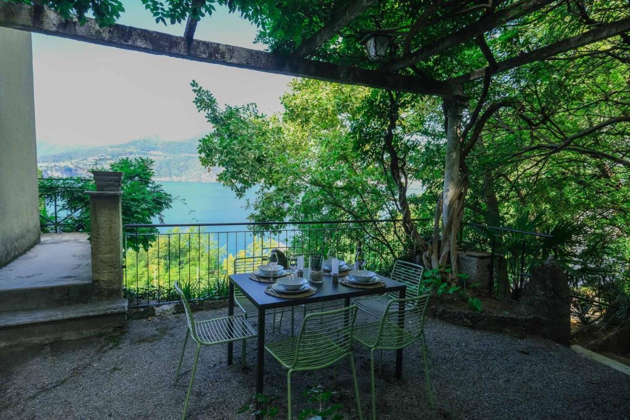 Villa Gina 瓦伦纳 外观 照片